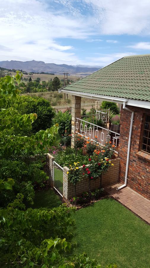Clarens Cottages Экстерьер фото