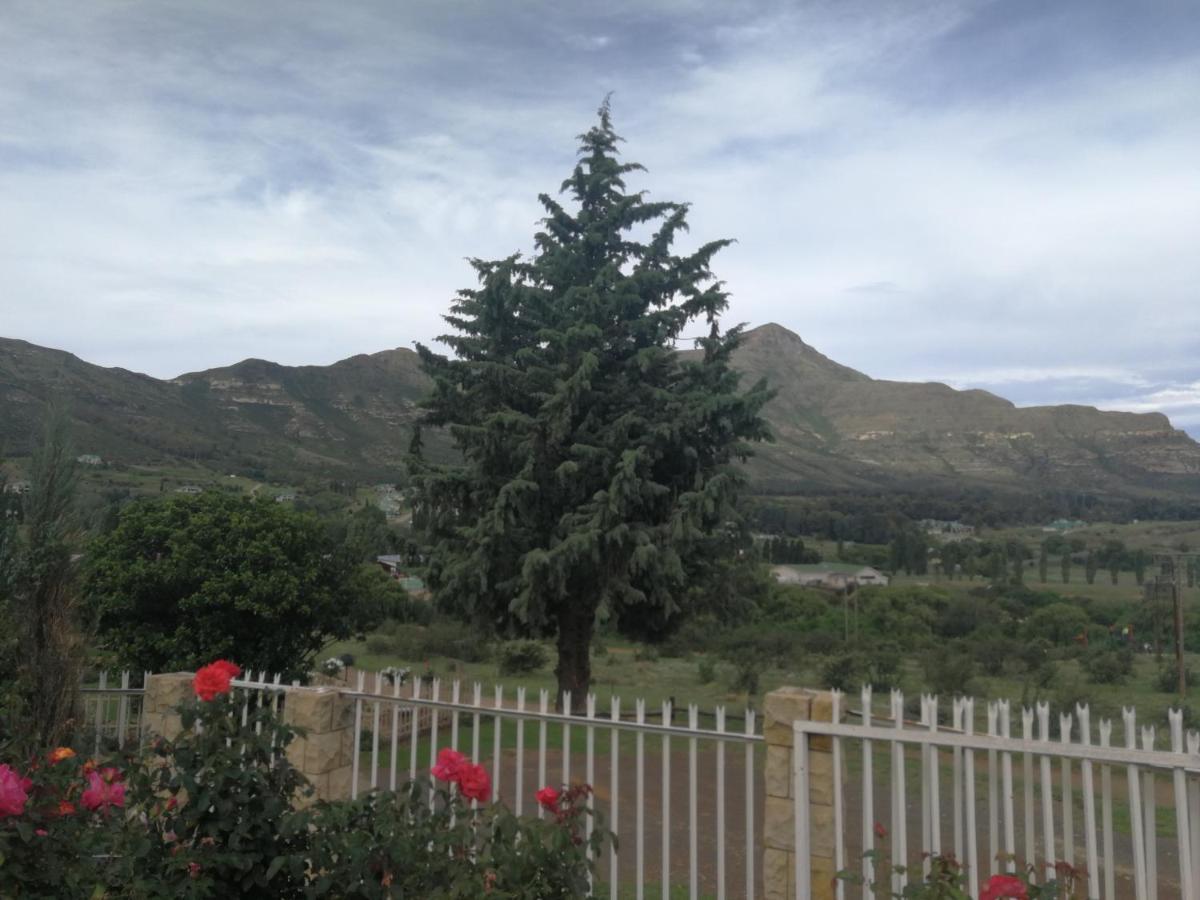 Clarens Cottages Экстерьер фото