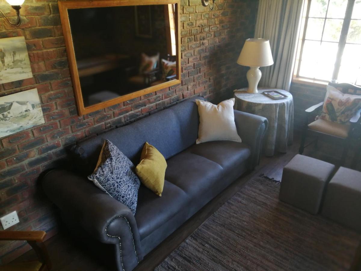 Clarens Cottages Экстерьер фото
