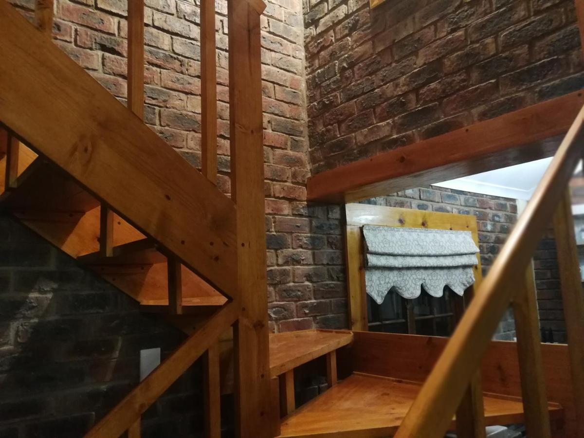 Clarens Cottages Экстерьер фото