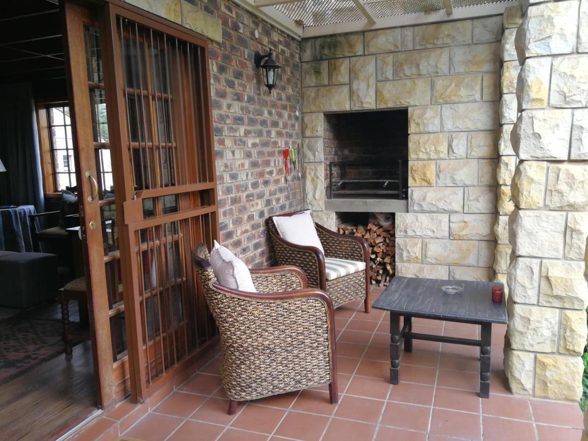 Clarens Cottages Экстерьер фото